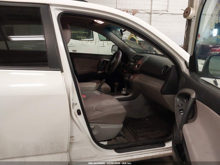 2006 Toyota Rav4 Base V6