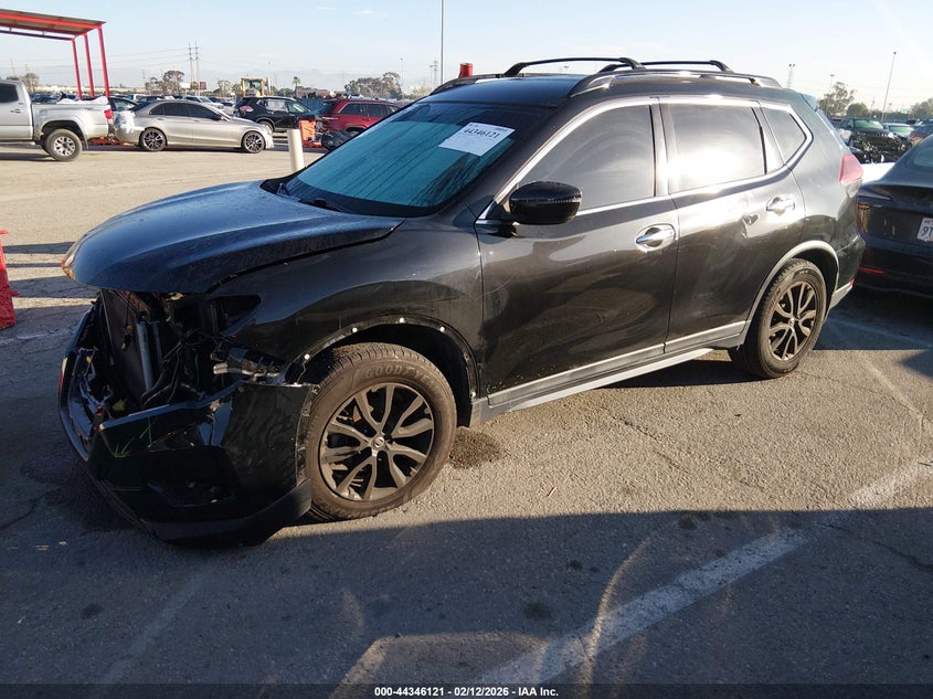 2018 Nissan Rogue Sv