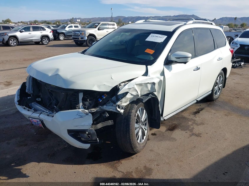 2017 Nissan Pathfinder Sl