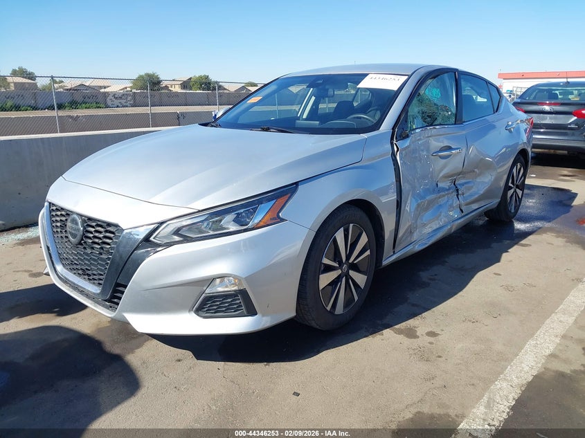 2022 Nissan Altima Sv Fwd