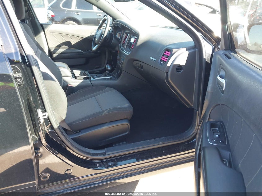 2020 Dodge Charger Sxt Rwd