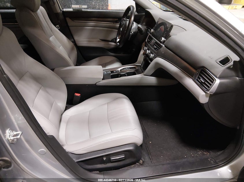 2020 Honda Accord Hybrid Touring