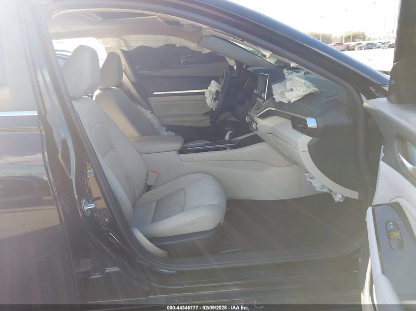 2022 Nissan Altima Sv Fwd