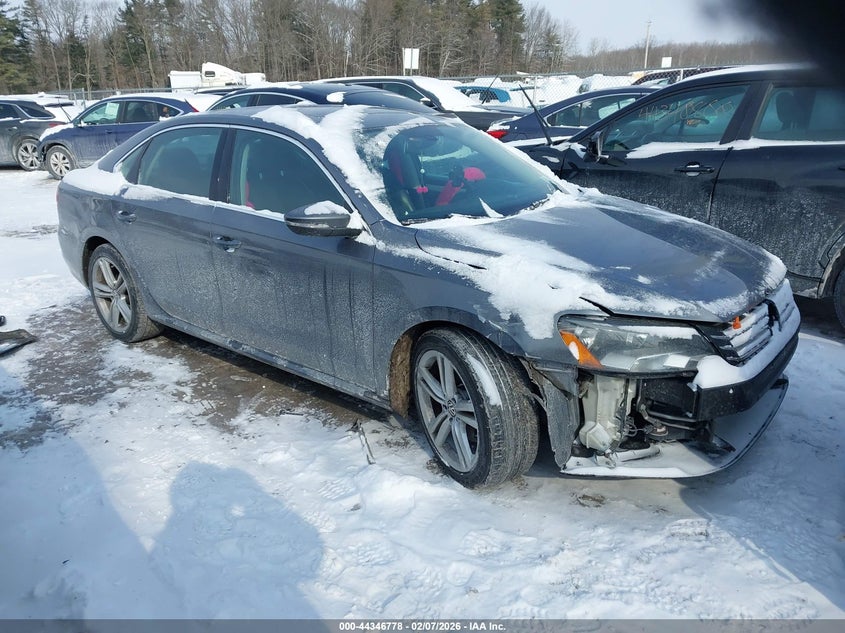 2012 Volkswagen Passat 3.6L V6 Se