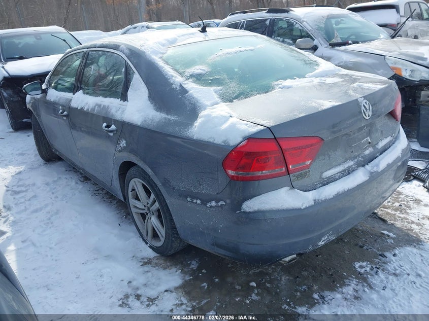 2012 Volkswagen Passat 3.6L V6 Se