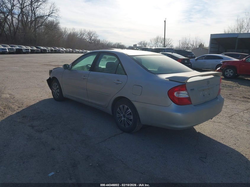 2004 Toyota Camry Le