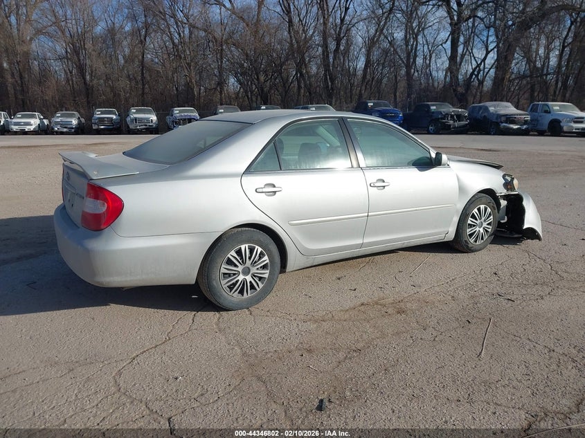 2004 Toyota Camry Le