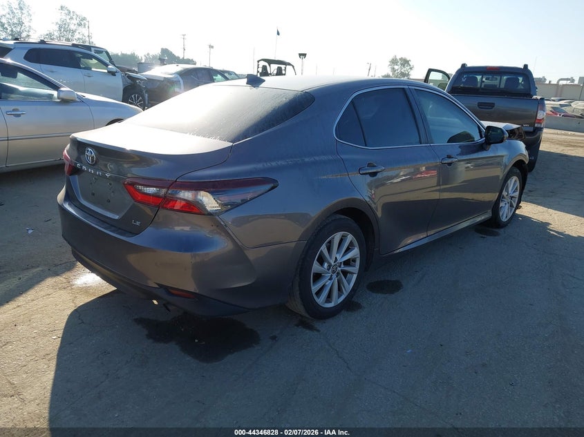 2024 Toyota Camry Le