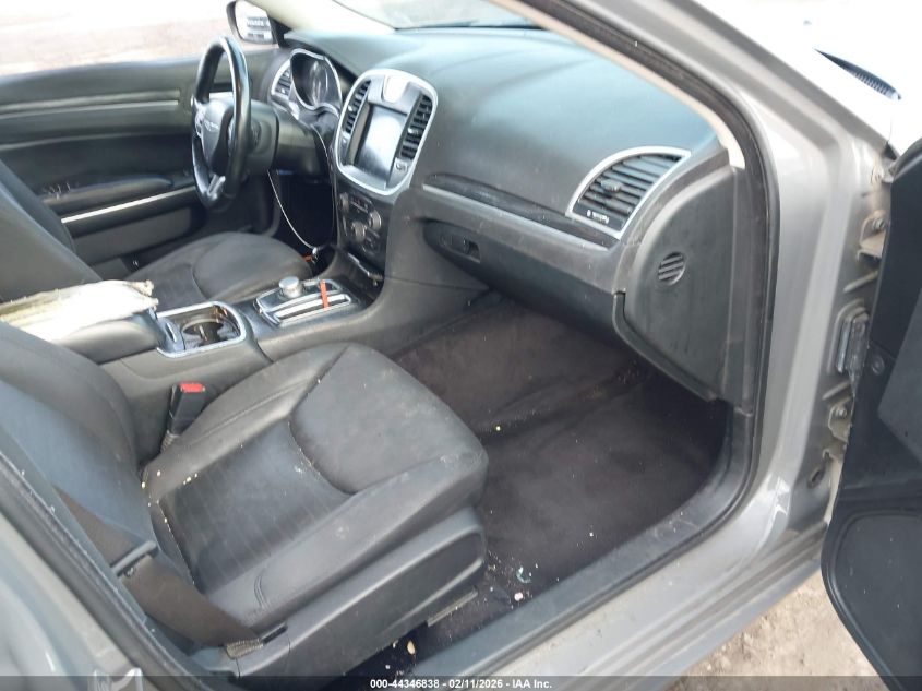 2018 Chrysler 300 Touring