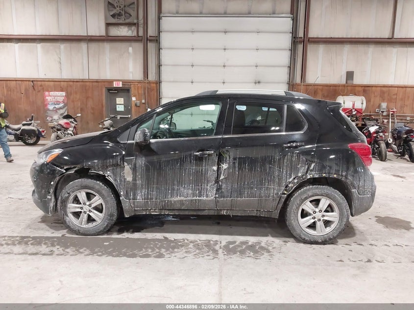 VIN KL7CJPSB8KB839626 2019 CHEVROLET TRAX LT