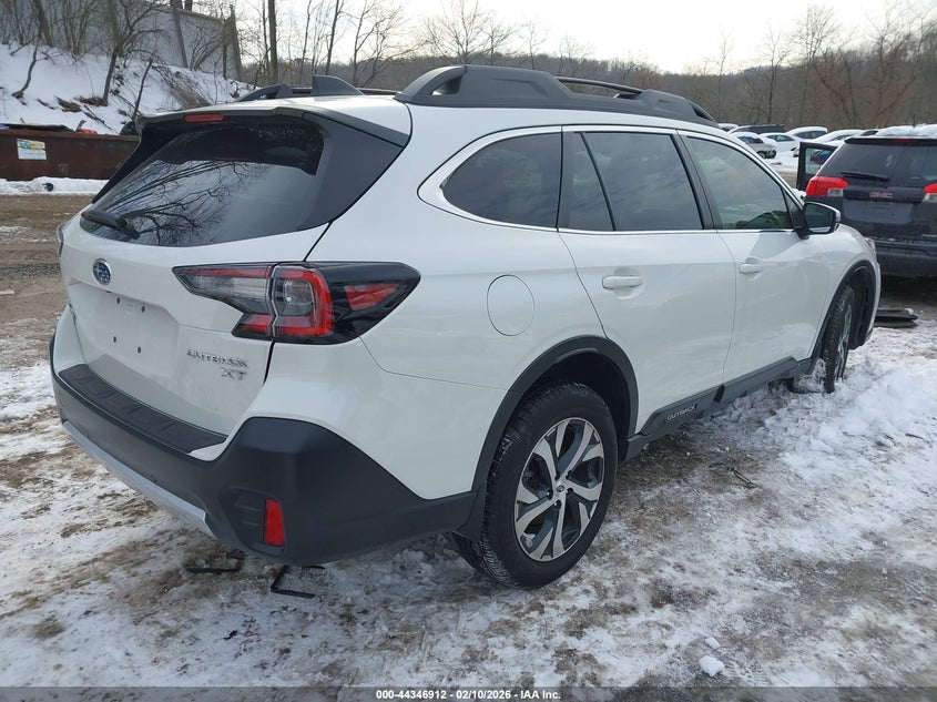 2022 Subaru Outback Limited Xt