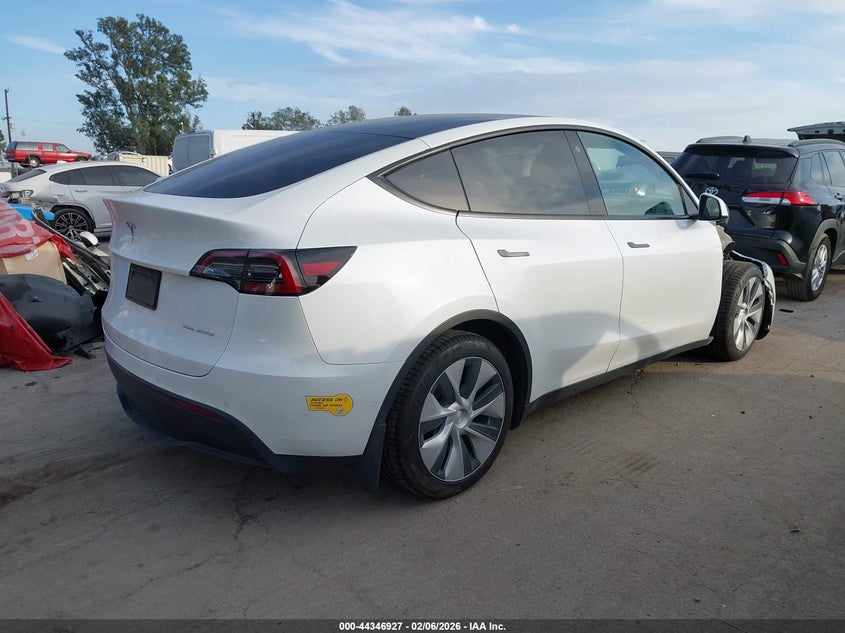 2022 Tesla Model Y Long Range Dual Motor All-Wheel Drive