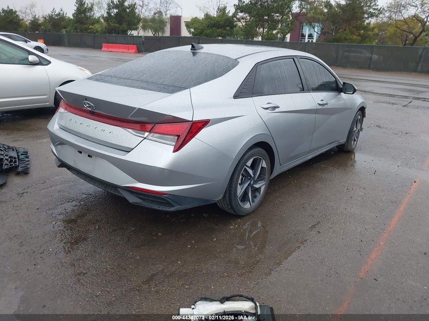 2023 Hyundai Elantra Sel
