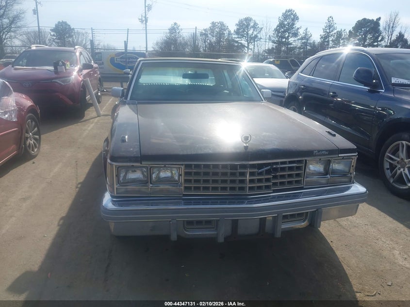 1976 Cadillac Seville VIN: 00006S69R6Q487972 Lot: 44347131