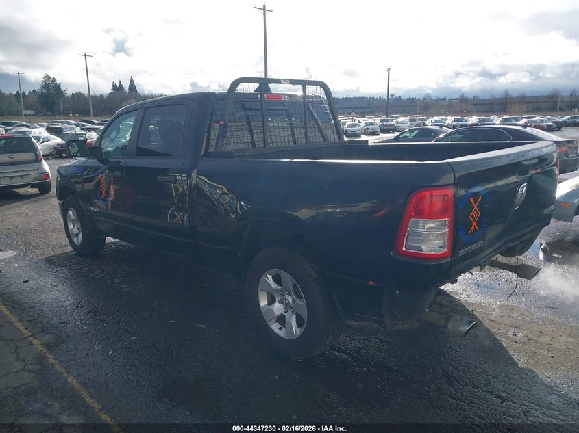 Vin: 1c6srfmt1pn590493, lot: 44843684, ram 1500 big horn  4x4 6'4 box 20233