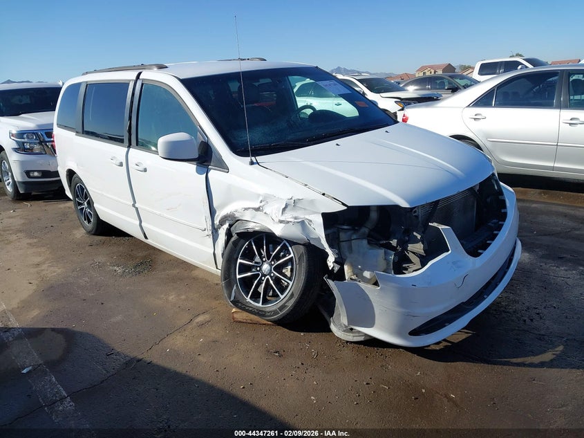 2C4RDGEG5HR694261 2017 Dodge Grand Caravan Gt auction photo 1