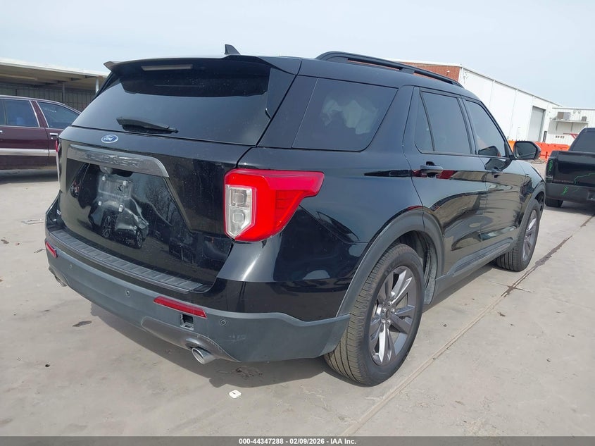 2022 Ford Explorer Xlt