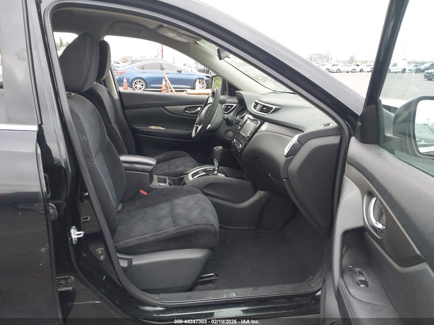 2015 Nissan Rogue Sv