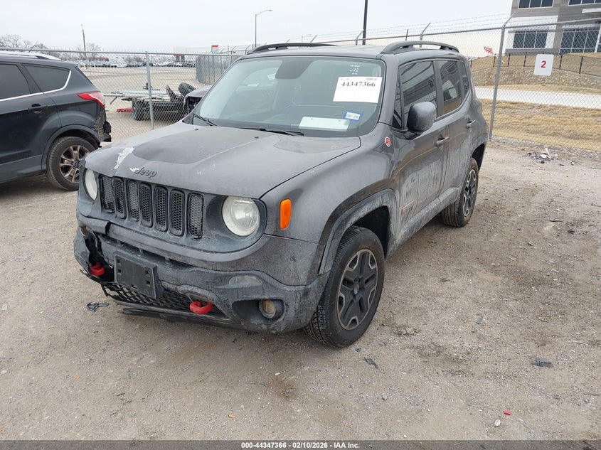 2016 Jeep Renegade Trailhawk