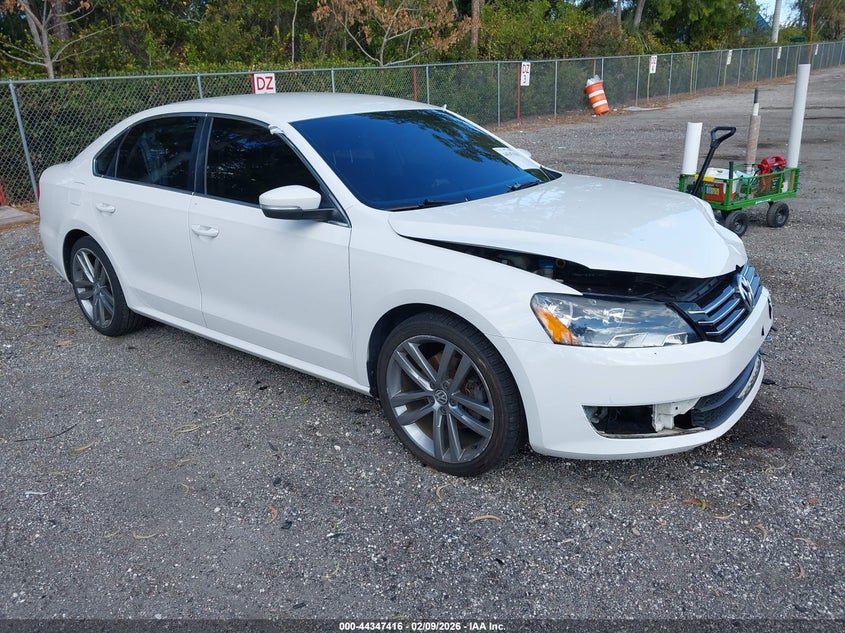 2015 Volkswagen Passat 1.8T Limited Edition