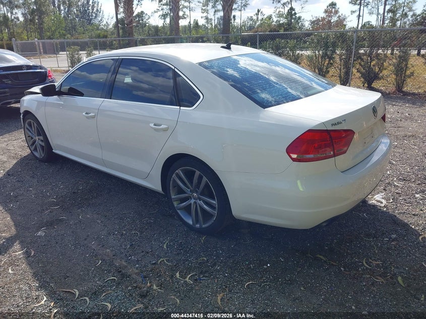 2015 Volkswagen Passat 1.8T Limited Edition