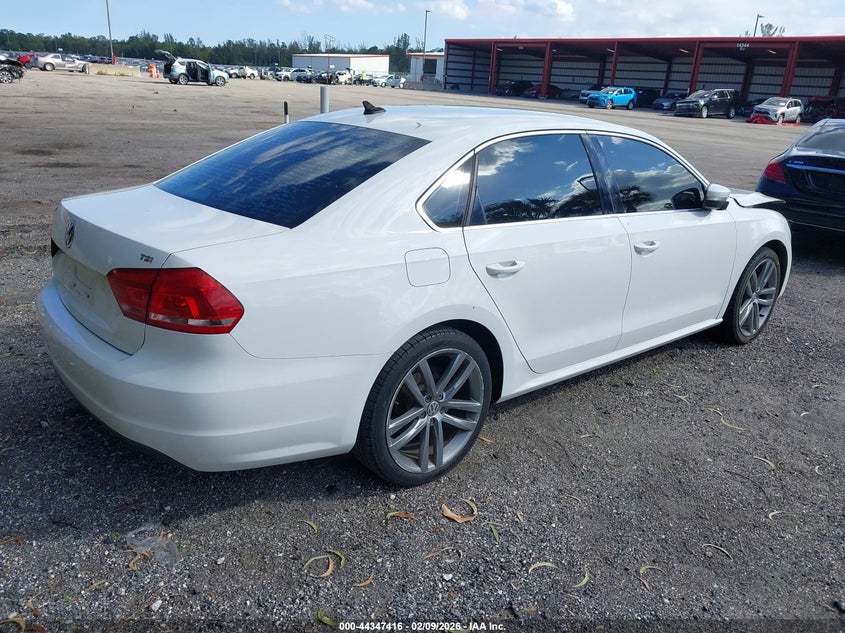 2015 Volkswagen Passat 1.8T Limited Edition
