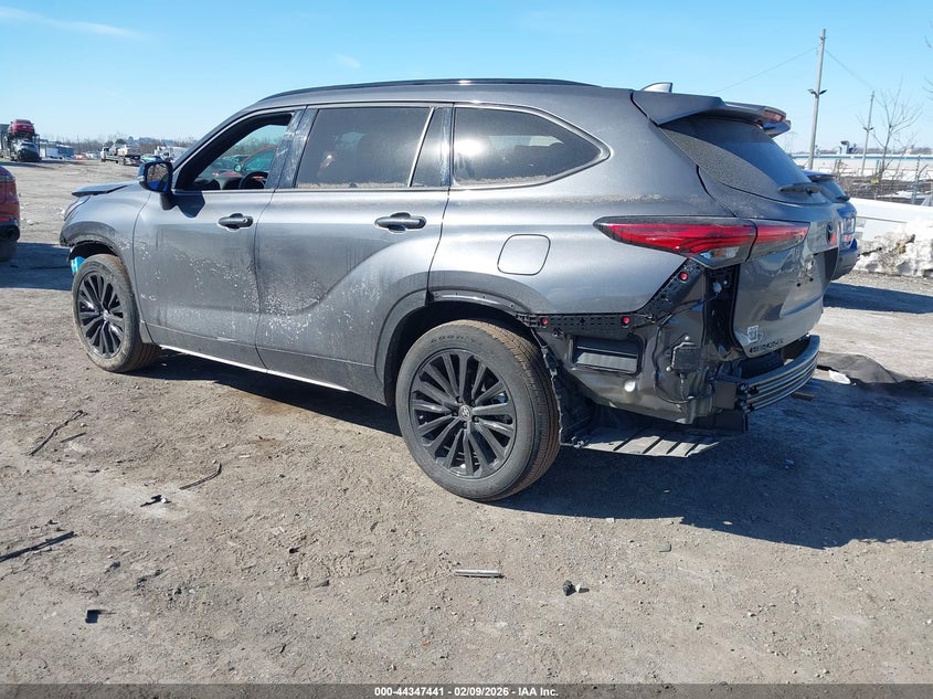 2023 Toyota Highlander Xse