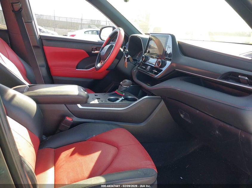 2023 Toyota Highlander Xse