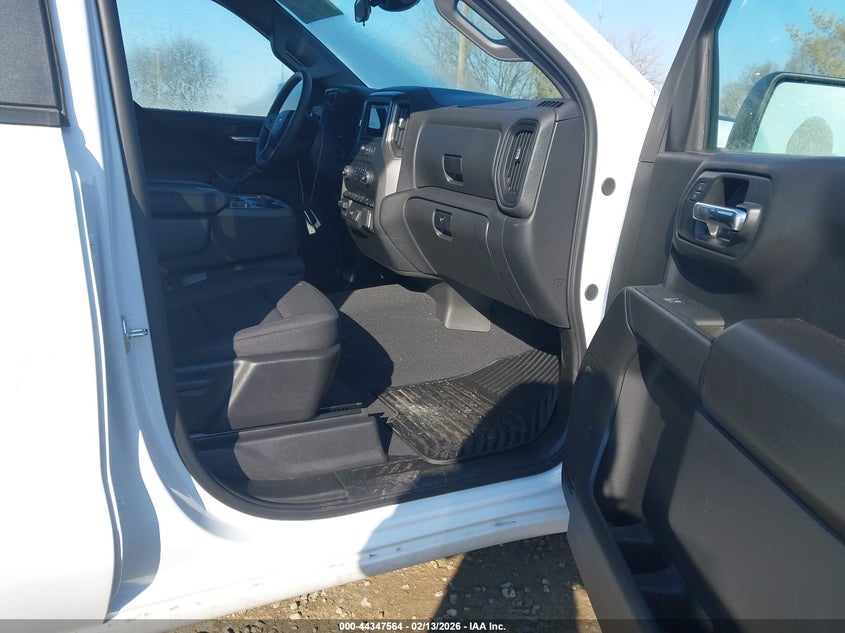 2026 Chevrolet Silverado 1500 4Wd Short Bed Custom Trail Boss