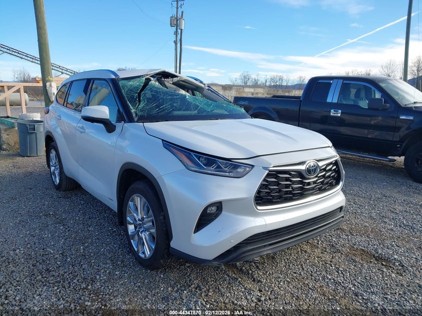 2026 Toyota Highlander Hybrid Limited