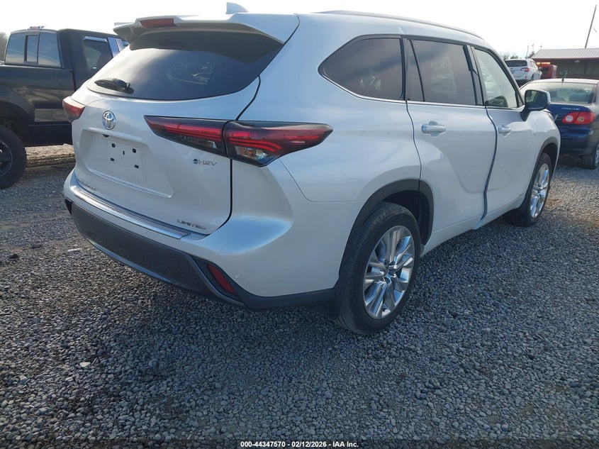 2026 Toyota Highlander Hybrid Limited