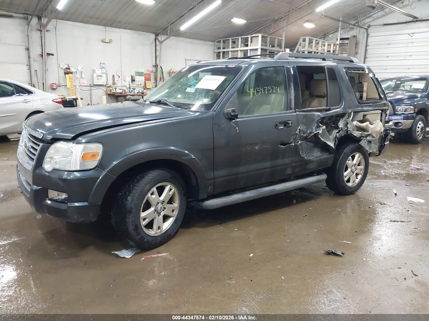 2010 Ford Explorer Xlt