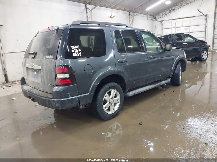 2010 Ford Explorer Xlt