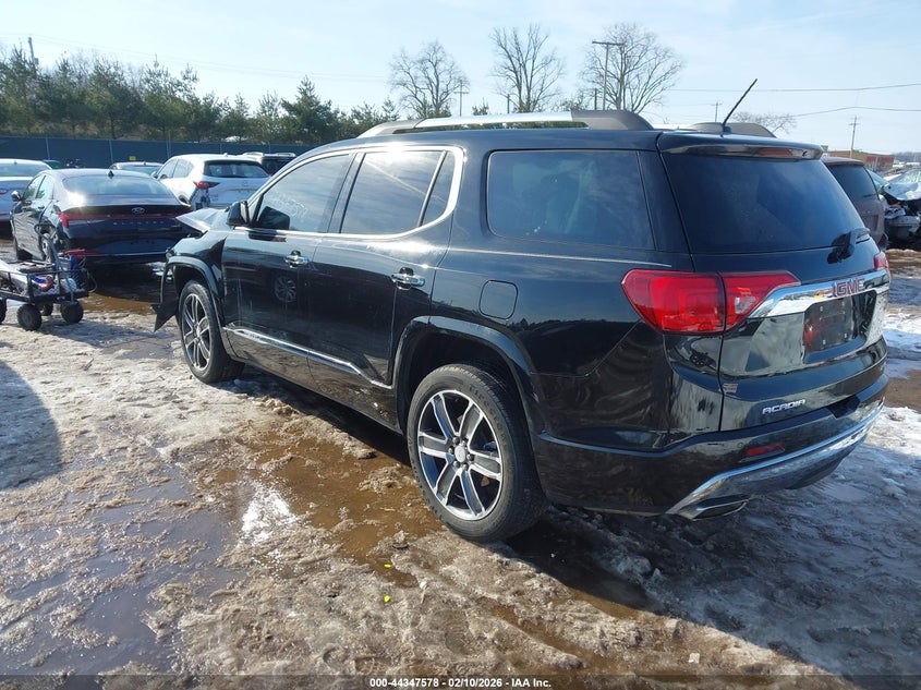 2017 GMC Acadia Denali
