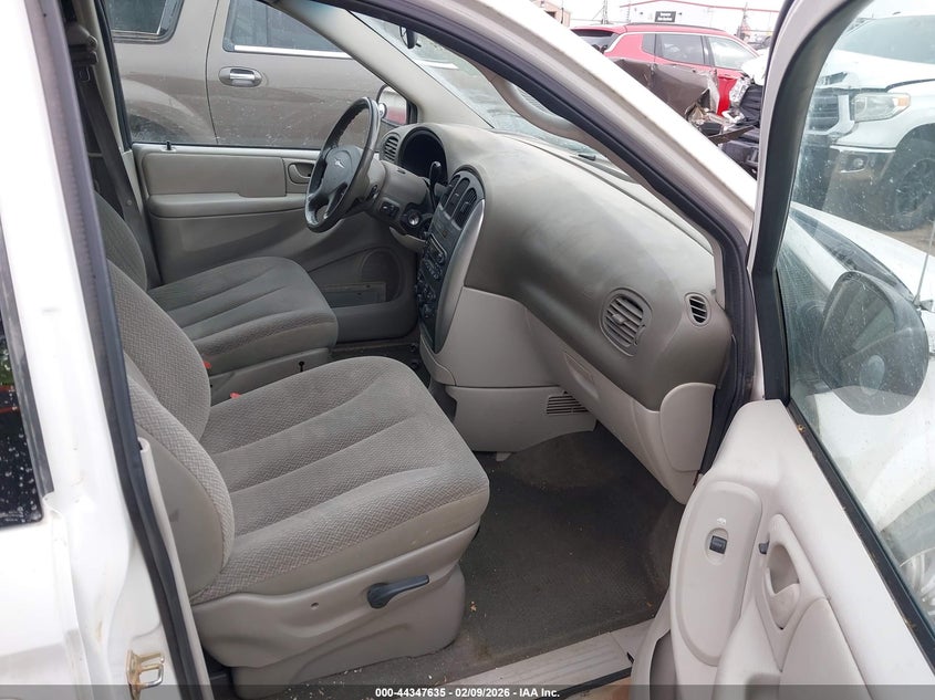 2005 Chrysler Town & Country Touring