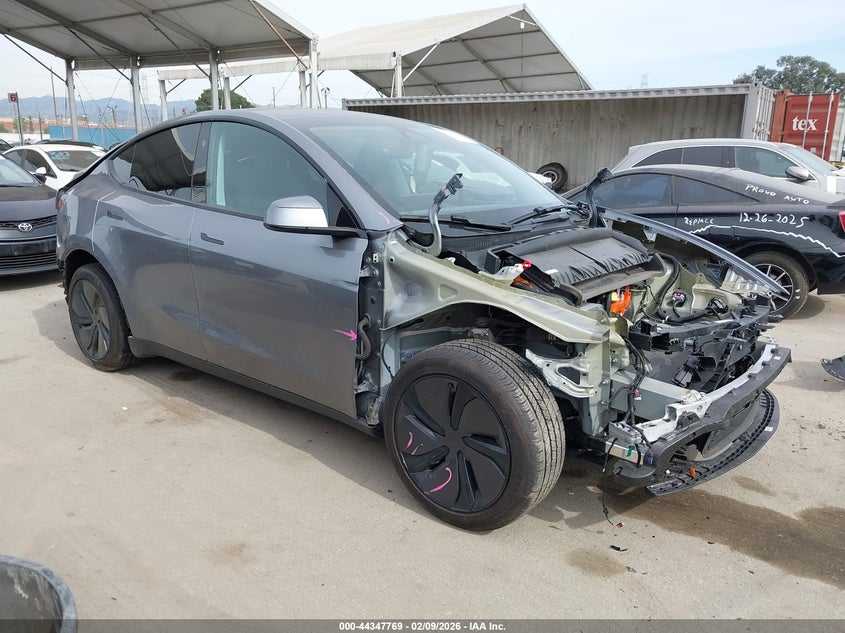 2026 Tesla Model Y Premium Rear-Wheel Drive/Standard Rear-Wheel Drive