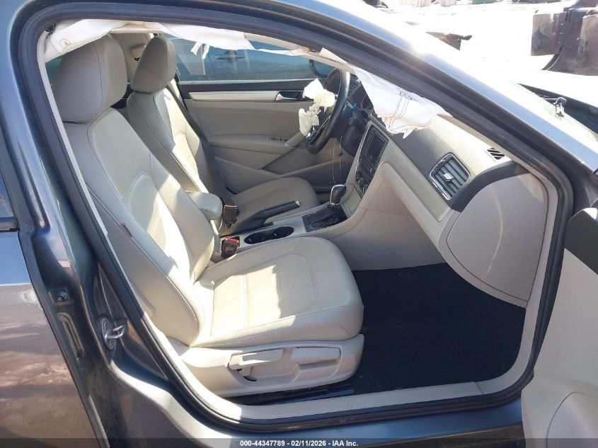 2019 Volkswagen Passat 2.0T Wolfsburg Edition