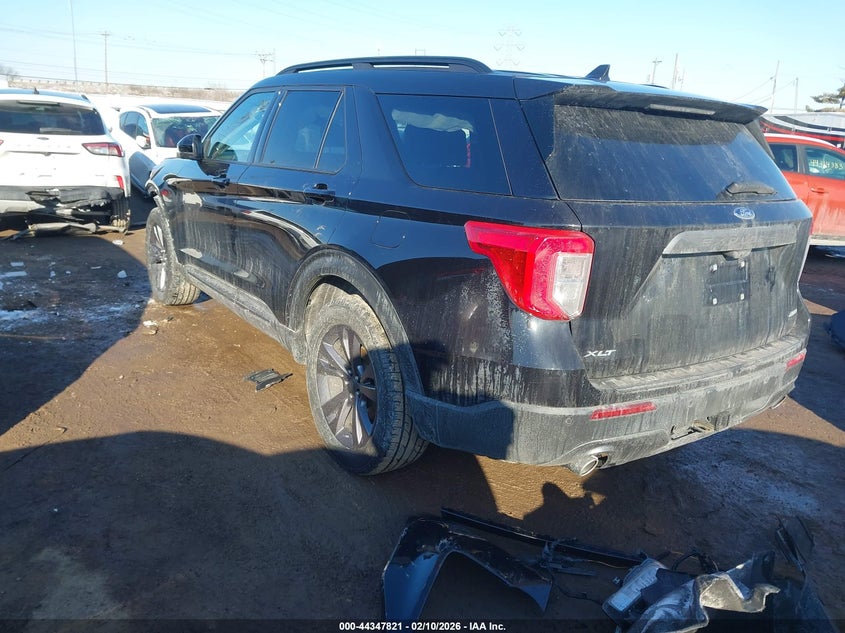 2023 Ford Explorer Xlt