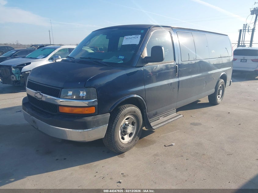 2009 Chevrolet Express 3500 Ls