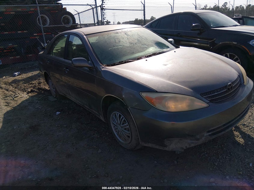 2004 Toyota Camry Le