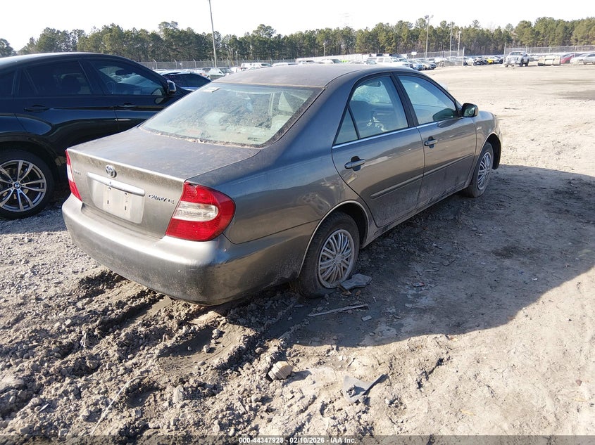 2004 Toyota Camry Le