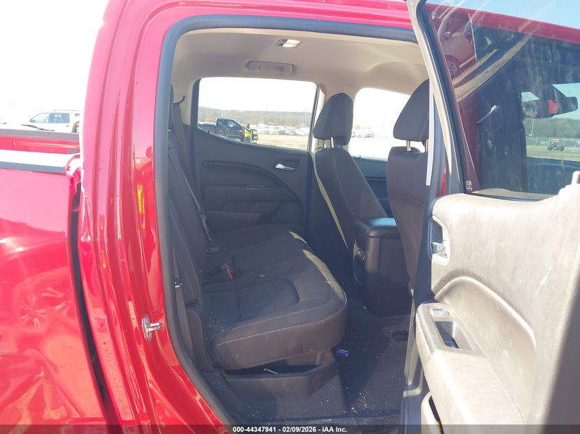 VIN 1GCGTCEN5K1312937 2019 CHEVROLET COLORADO LT