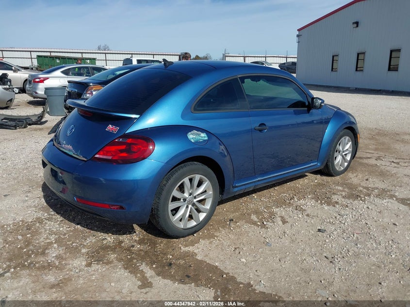 2017 Volkswagen Beetle #Pinkbeetle/1.8T Classic/1.8T S