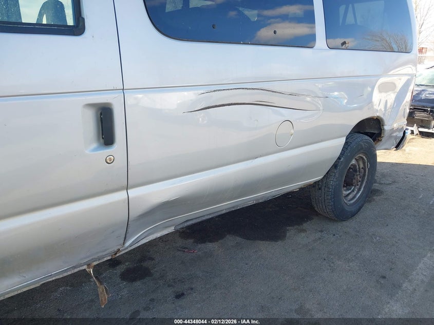 2008 Ford E-350 Super Duty Xl/Xlt VIN: 1FBNE31L68DB43786 Lot: 44348044