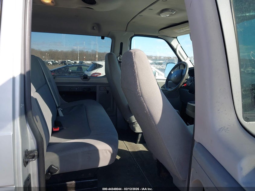 2008 Ford E-350 Super Duty Xl/Xlt VIN: 1FBNE31L68DB43786 Lot: 44348044