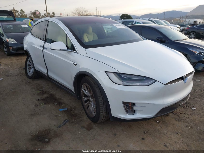 2020 Tesla Model X Long Range Dual Motor All-Wheel Drive/Long Range Plus Dual Motor All-Wheel Drive