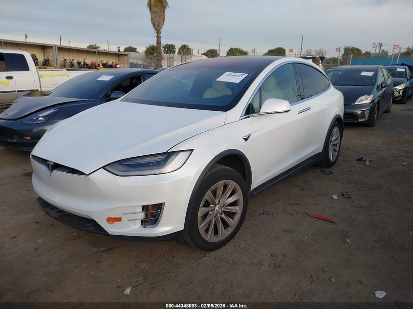 2020 Tesla Model X Long Range Dual Motor All-Wheel Drive/Long Range Plus Dual Motor All-Wheel Drive