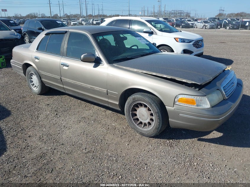 2001 Ford Crown Victoria Lx