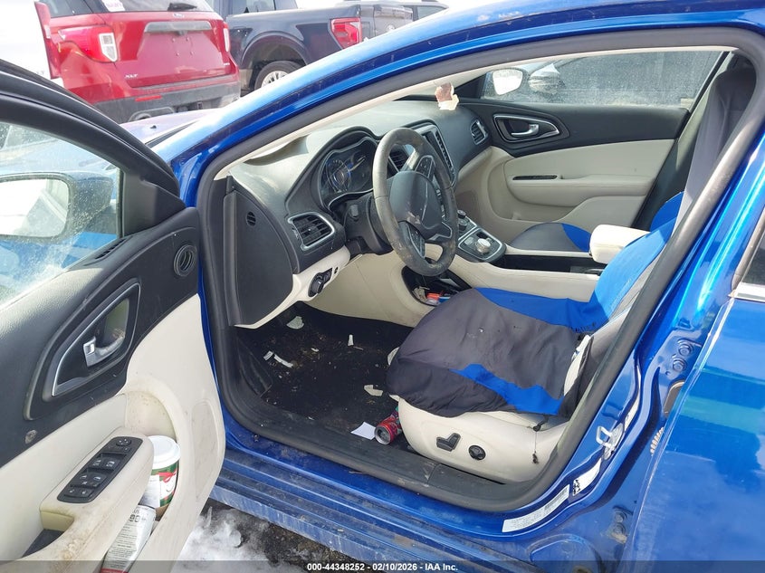 2016 Chrysler 200 Limited