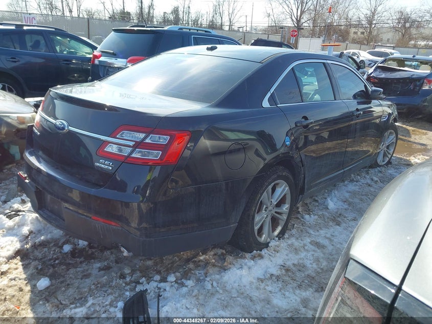 2013 Ford Taurus Sel